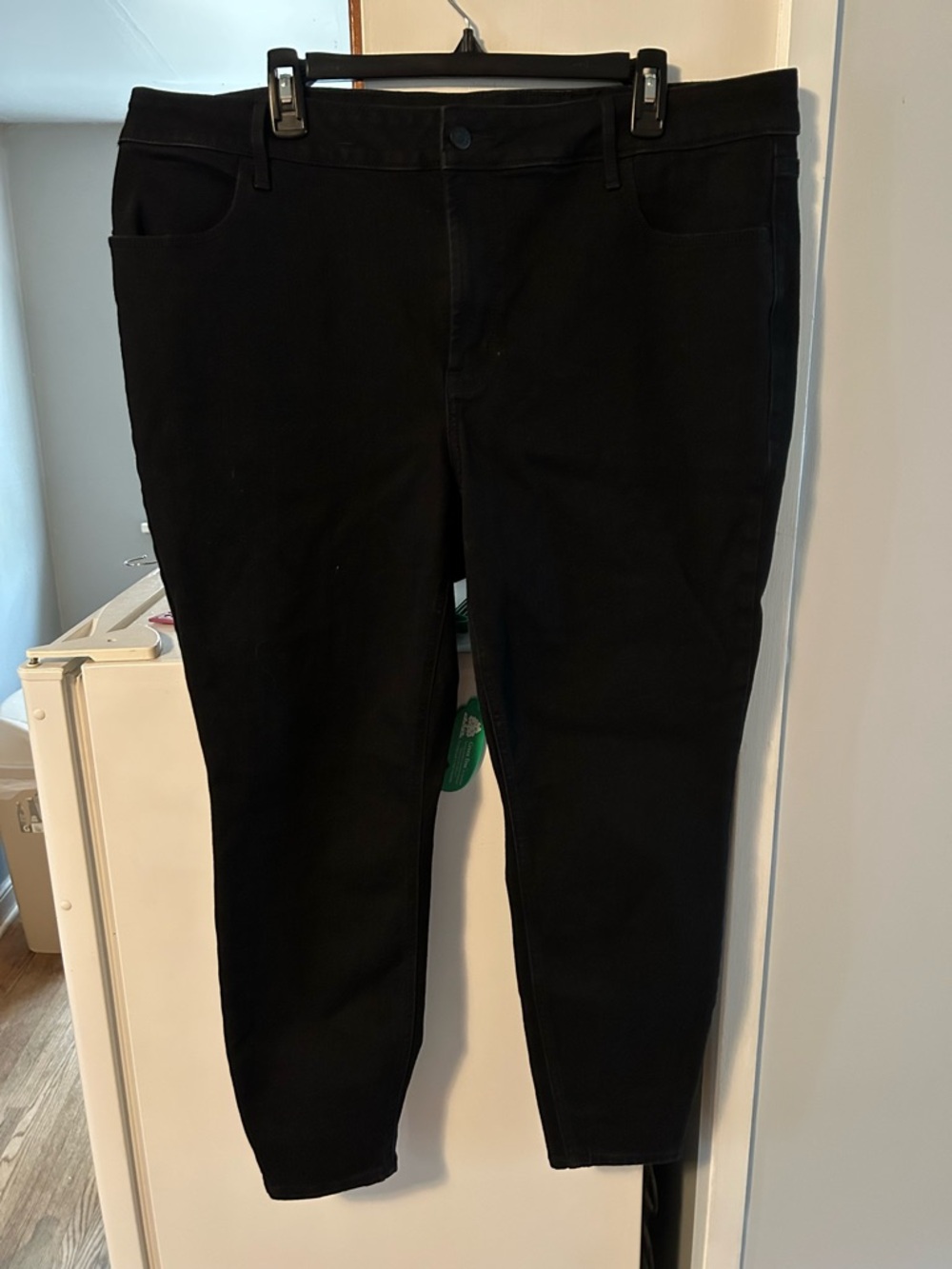 ✨Old Navy Black High Rise Super Skinny Short Jeans Size 20S